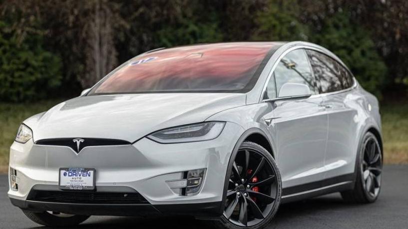 TESLA MODEL X 2017 5YJXCBE49HF051748 image